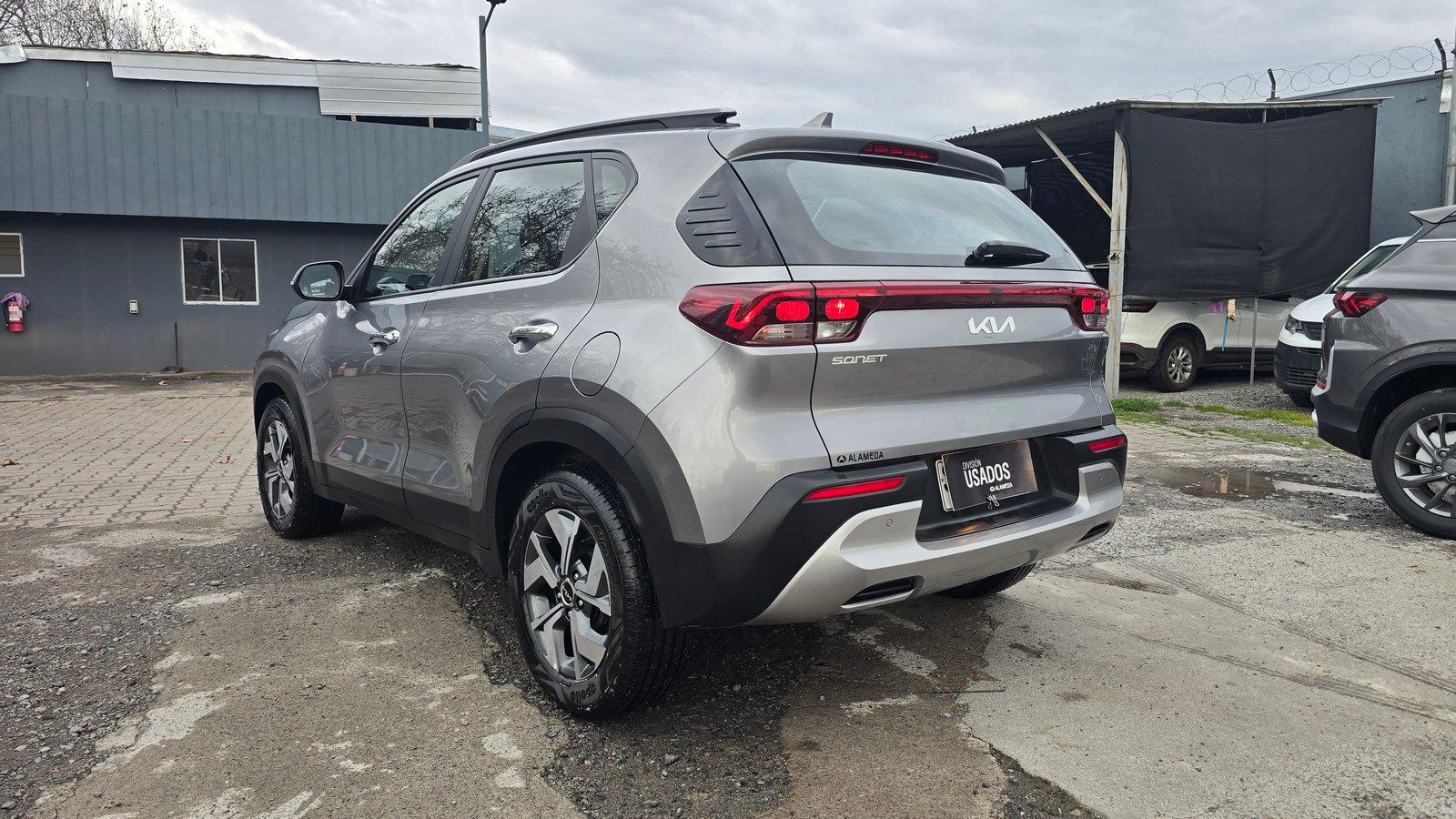 Kia SONET EX 1.5 2023 - Imagen 5 de 9