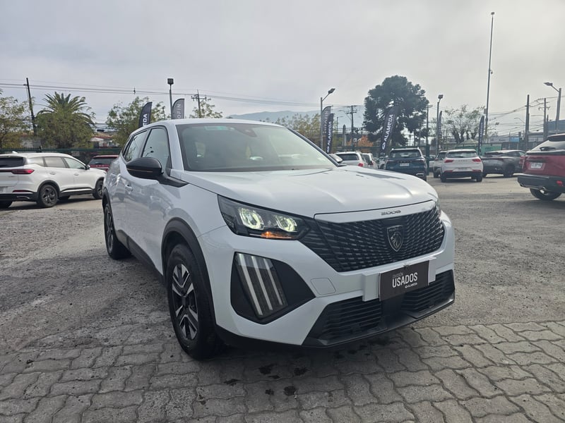 Peugeot 2008 ACTIVE 130 1.2 2024 - Imagen 17 de 18