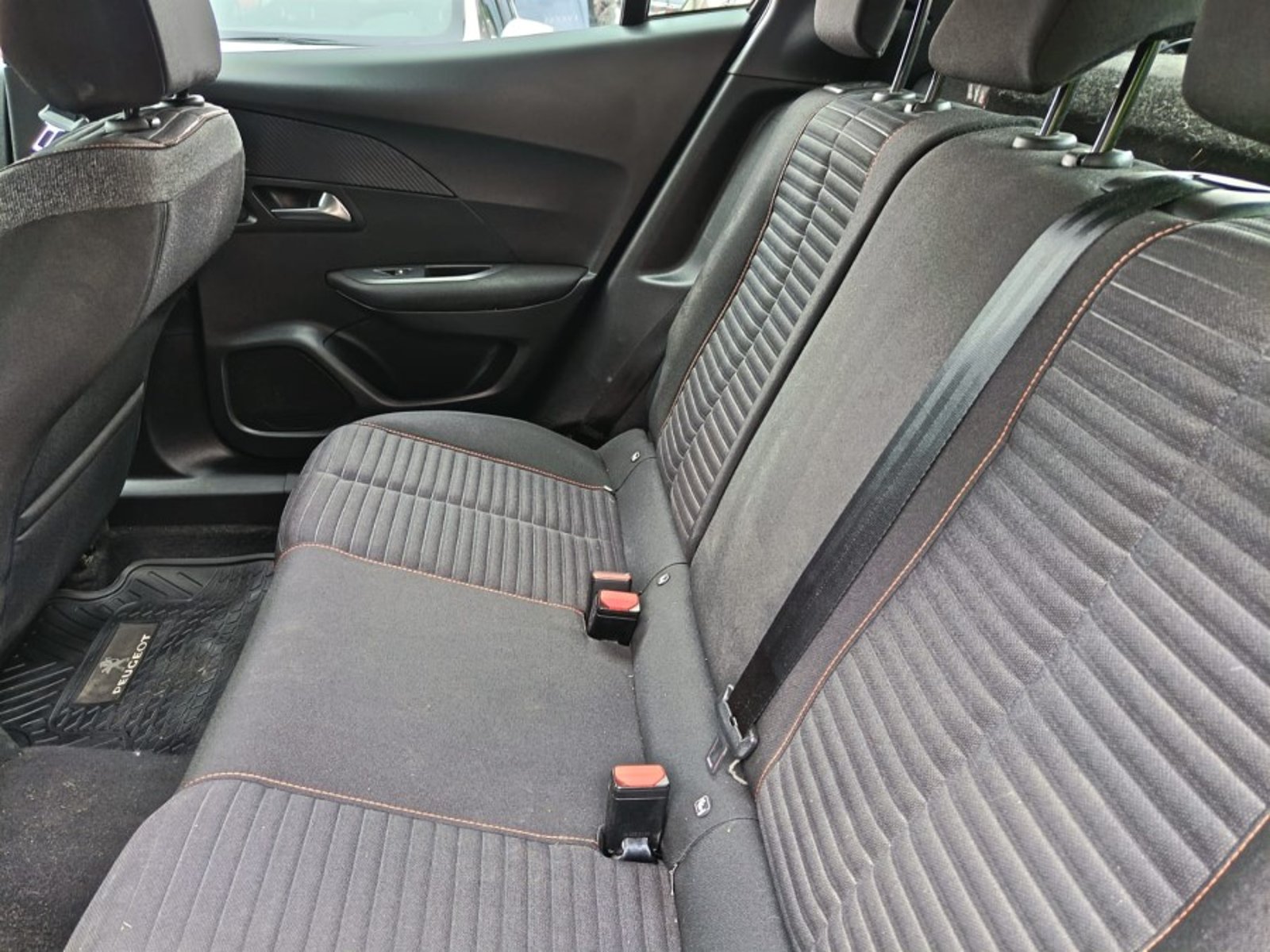 Peugeot 2008 ACTIVE BLUEHDI 1.5 2021 - Imagen 7 de 7