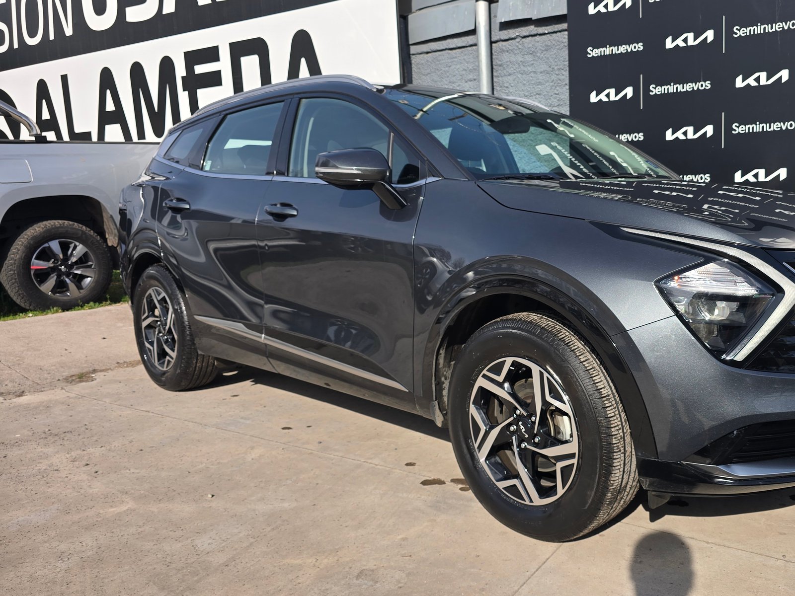 Kia SPORTAGE EX 2.0L 2025 - Foto 2 de 9
