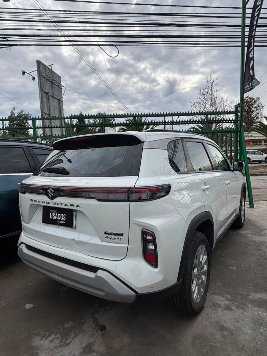 Suzuki NEW GRAND VITARA GL 1.5 2023 - Imagen 3 de 6