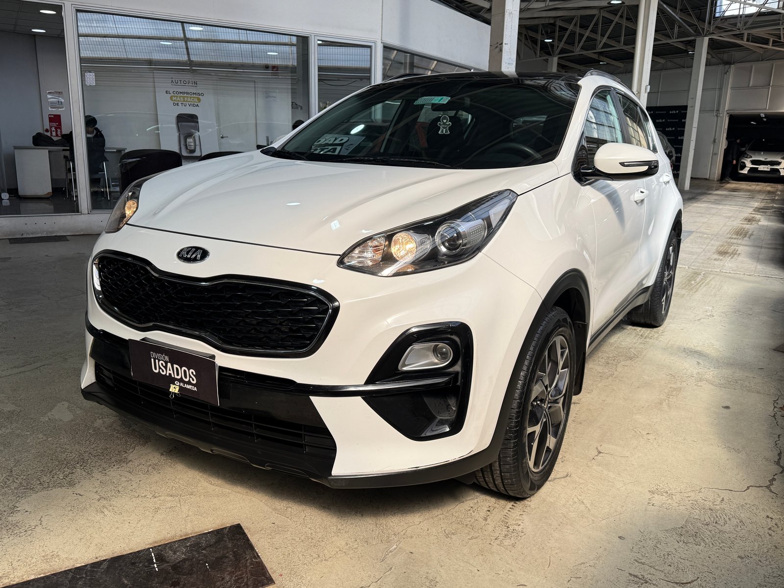 Kia SPORTAGE 2.0 AUT 2019 - Foto 2 de 9