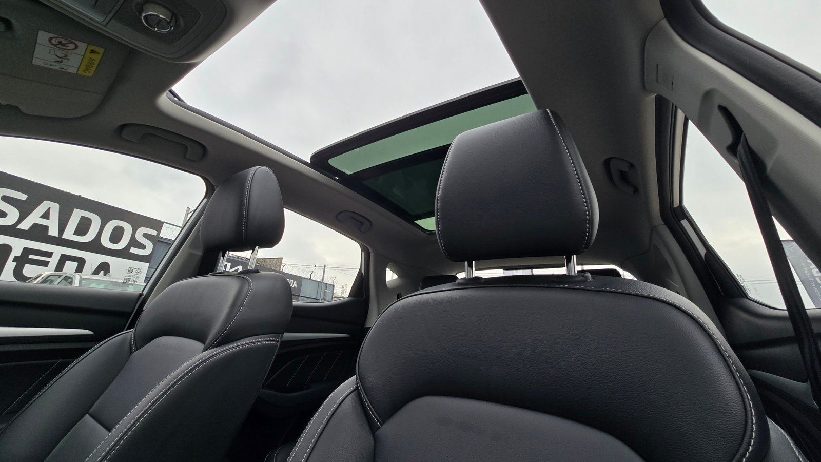 MG ZS 1.5L AUT 2023 - Imagen 8 de 12
