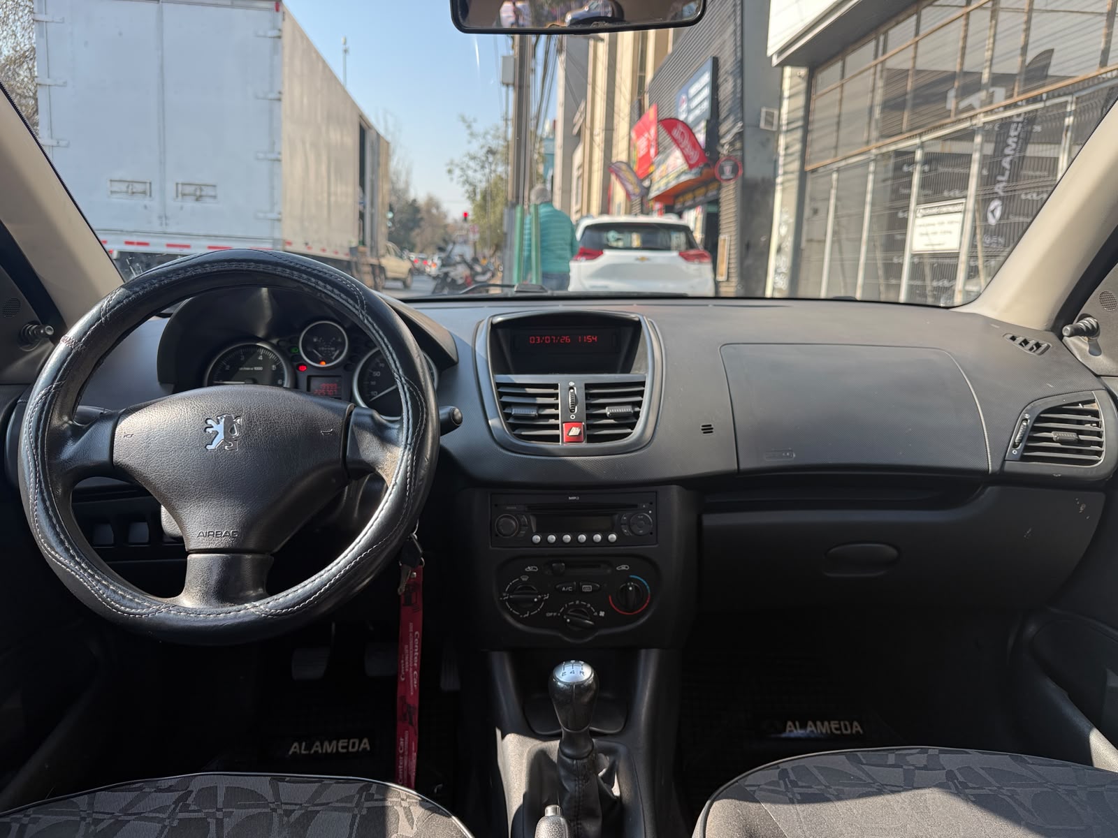 Peugeot 207 COMPACT ONE LINE 1.4 2009 - Imagen 7 de 9