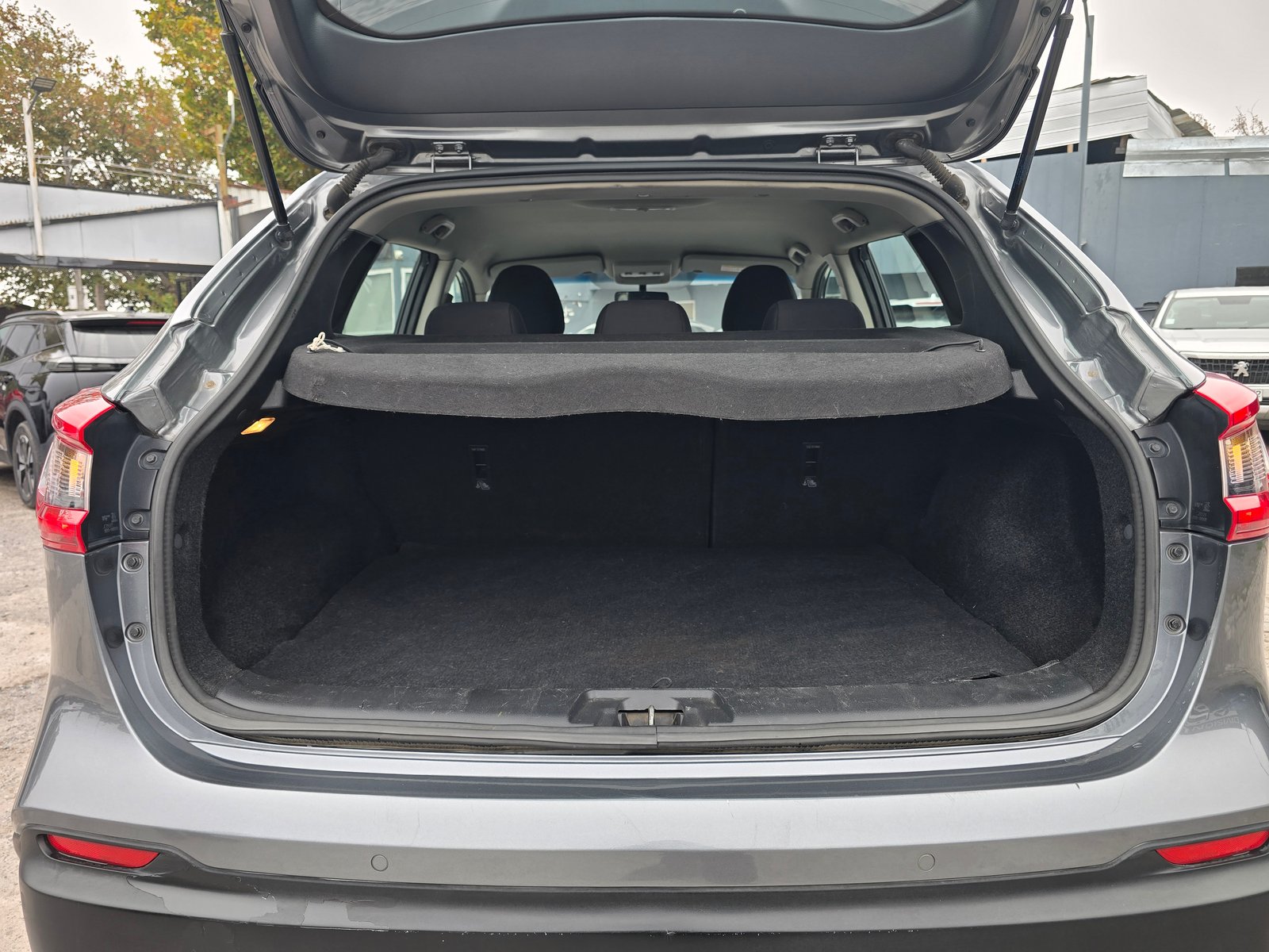 Nissan QASHQAI ADVANCE CVT 2.0 2019 - Imagen 14 de 19