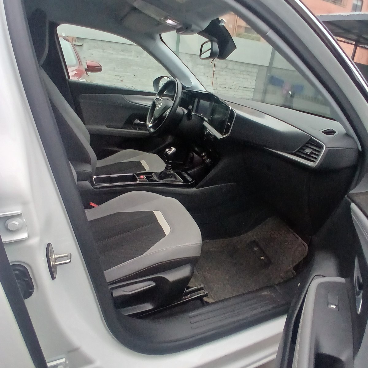 Opel MOKKA 4X2 1.2 2023 - Imagen 3 de 4