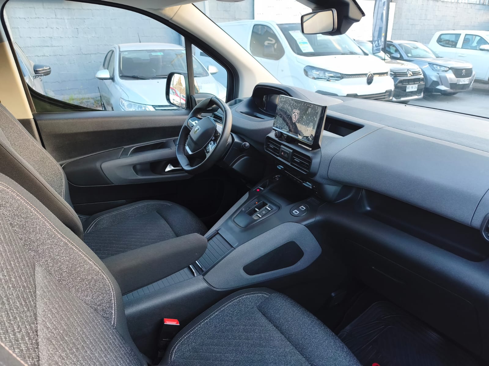 Peugeot RIFTER ALLURE 1.5 2026 - Imagen 11 de 11