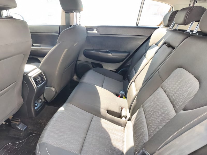 Kia SPORTAGE LX 2.0 2019 - Imagen 7 de 7