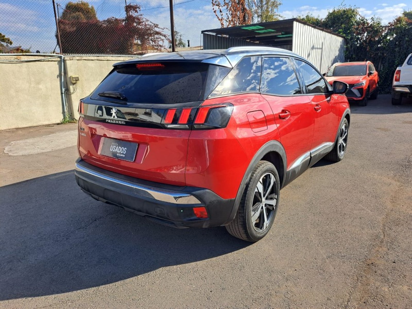 Peugeot 3008 ALLURE 1.5 AUT 2019 - Foto 2 de 8