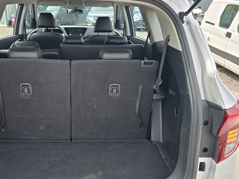 Kia CARENS EX 1.4 AUT 2024 - Imagen 5 de 8