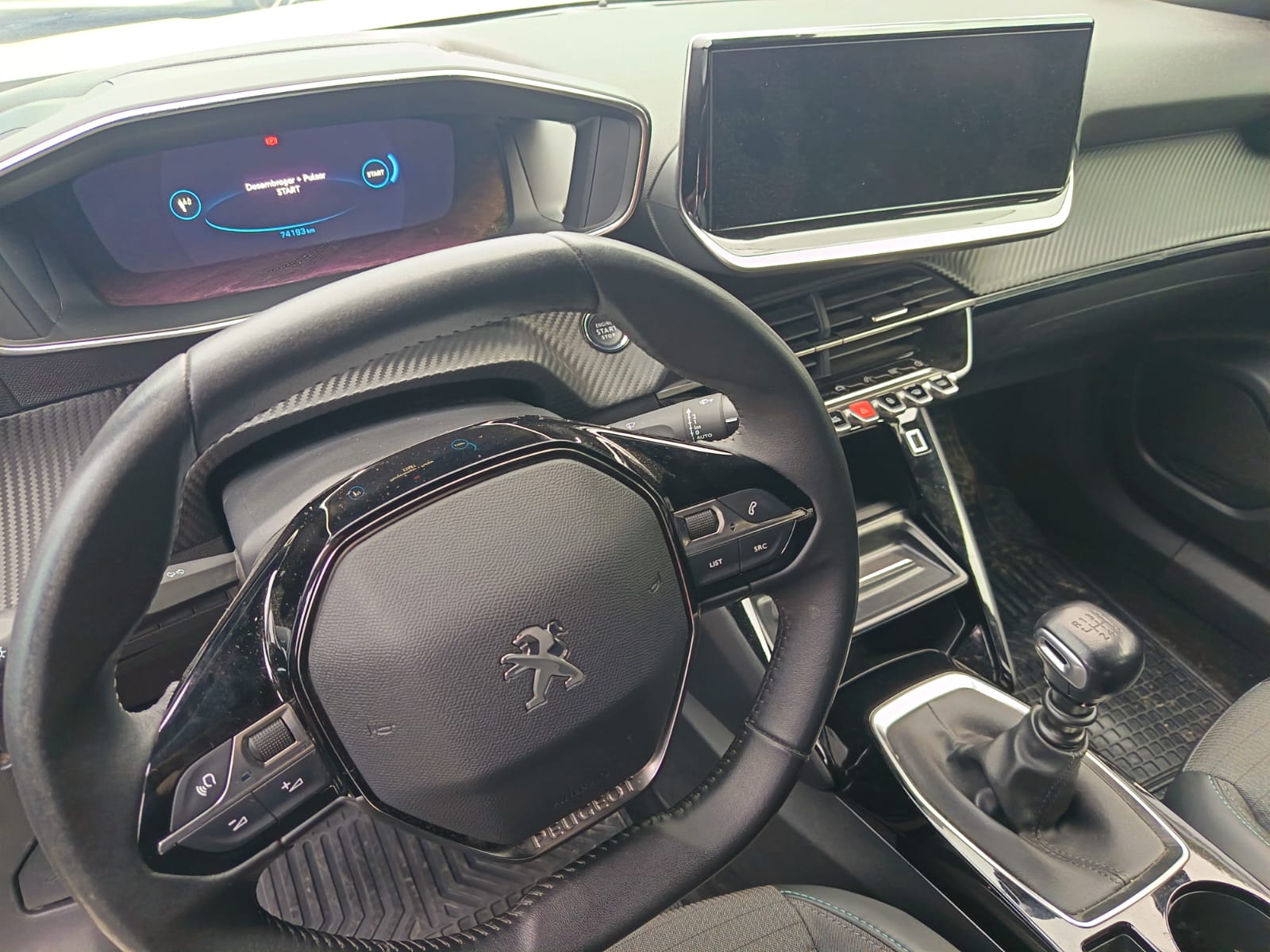 Peugeot 2008 PURETECH 130 1.2 2023 - Imagen 5 de 8