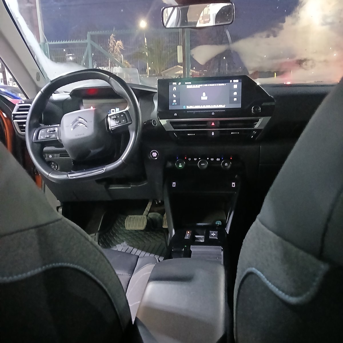 Citroën C4 1.2 AUT 2022 - Imagen 5 de 7
