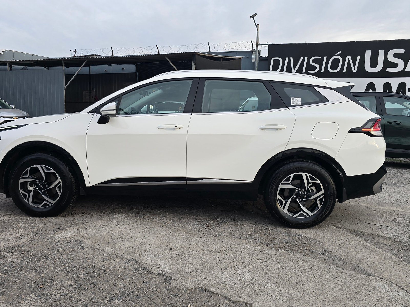 Kia SPORTAGE EX 2.0 AUT 2025 - Foto 2 de 19