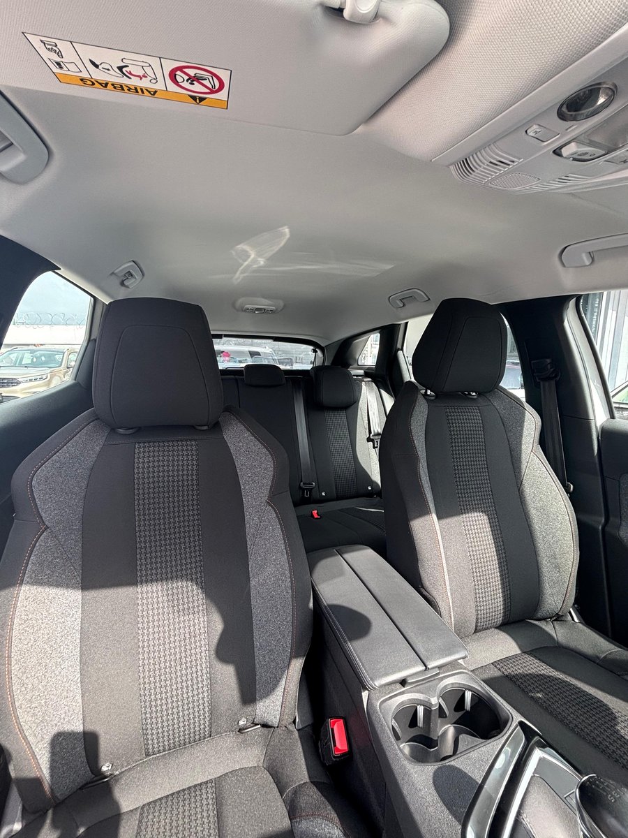 Peugeot 3008 ACTIVE 1.2 2022 - Imagen 4 de 5