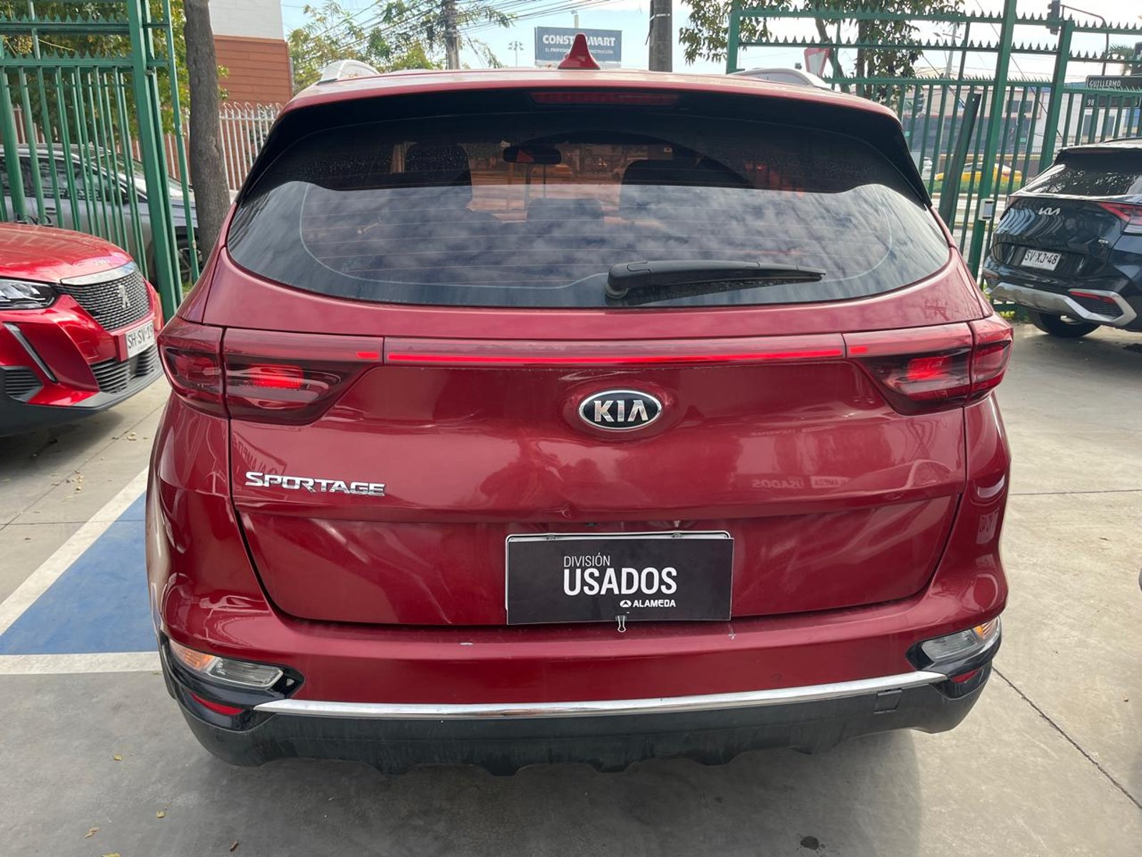 Kia SPORTAGE LX 2.0 2019 - Imagen 8 de 9