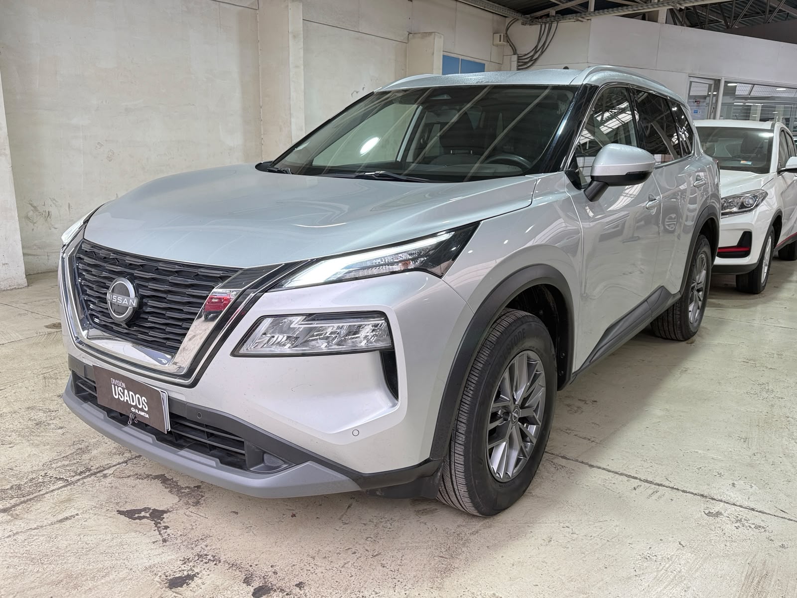 Nissan X TRAIL 4X2 7P CVT 2.5 2023 - Foto 2 de 9