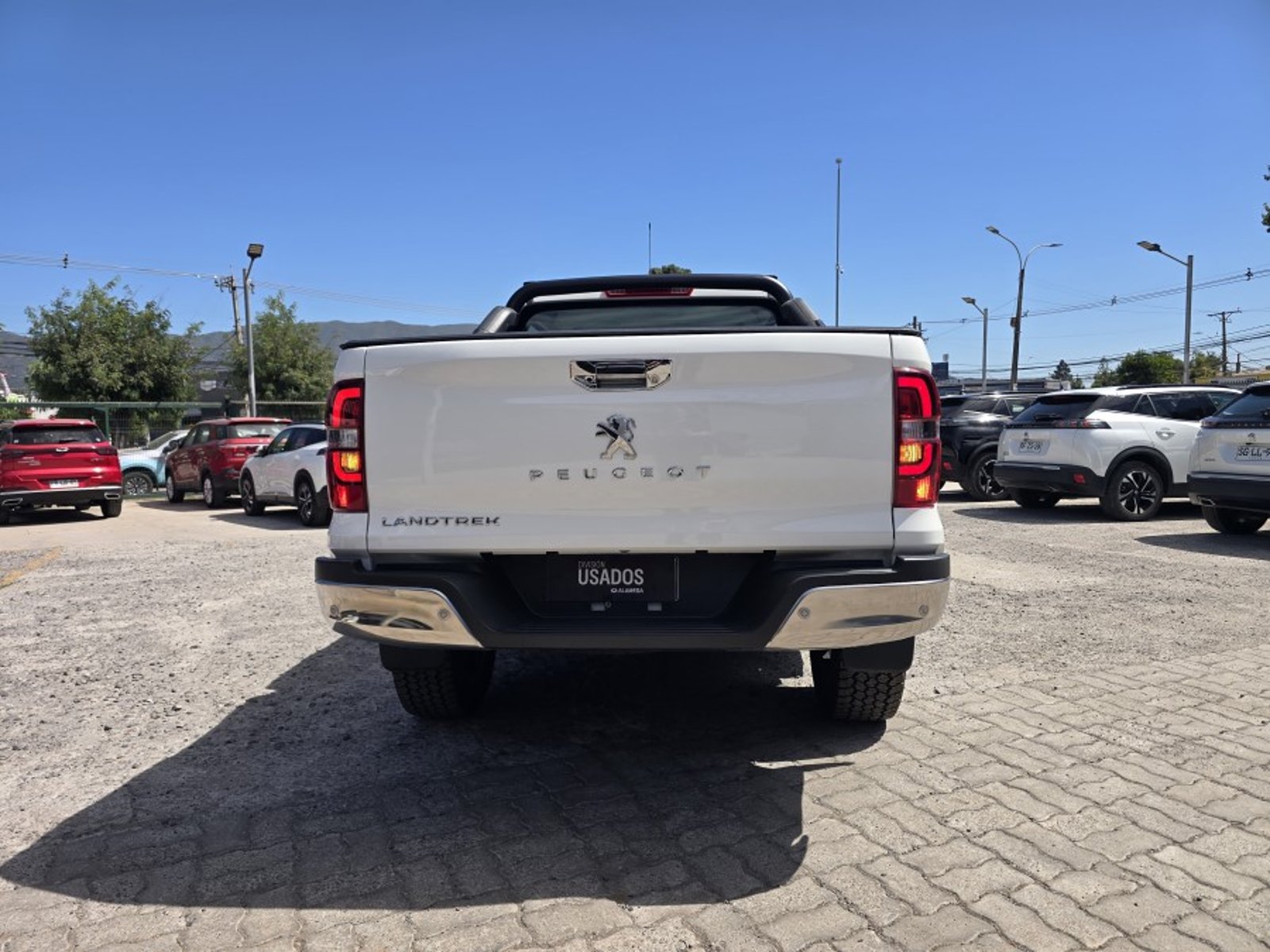 Peugeot LANDTREK BLUE HDI 180 4X4 2.2 2026 - Imagen 4 de 10