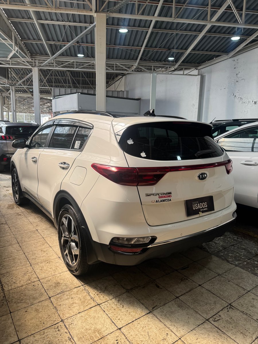 Kia SPORTAGE LX 2.0 2019 - Imagen 8 de 10