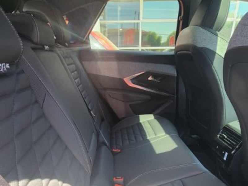 Peugeot 3008 GT 1.2 AUT 2025 - Imagen 8 de 10