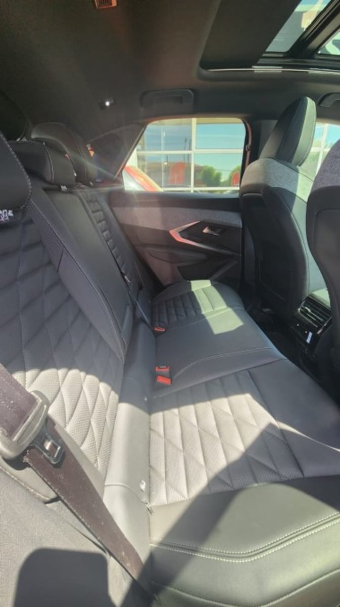 Peugeot 3008 GT 1.2 AUT 2025 - Imagen 8 de 10