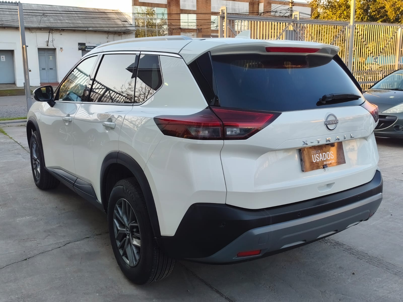Nissan X TRAIL 4X2 2.5 AUT 2025 - Imagen 4 de 14