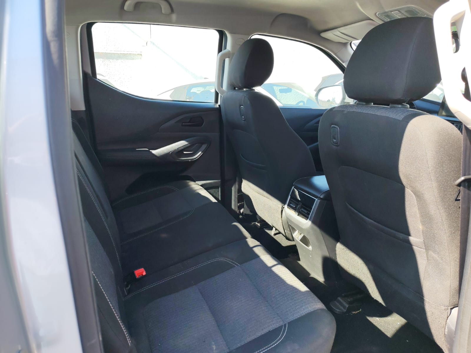Peugeot LANDTREK BLUEHDI 4X4 2.2 AUT 2024 - Imagen 7 de 10