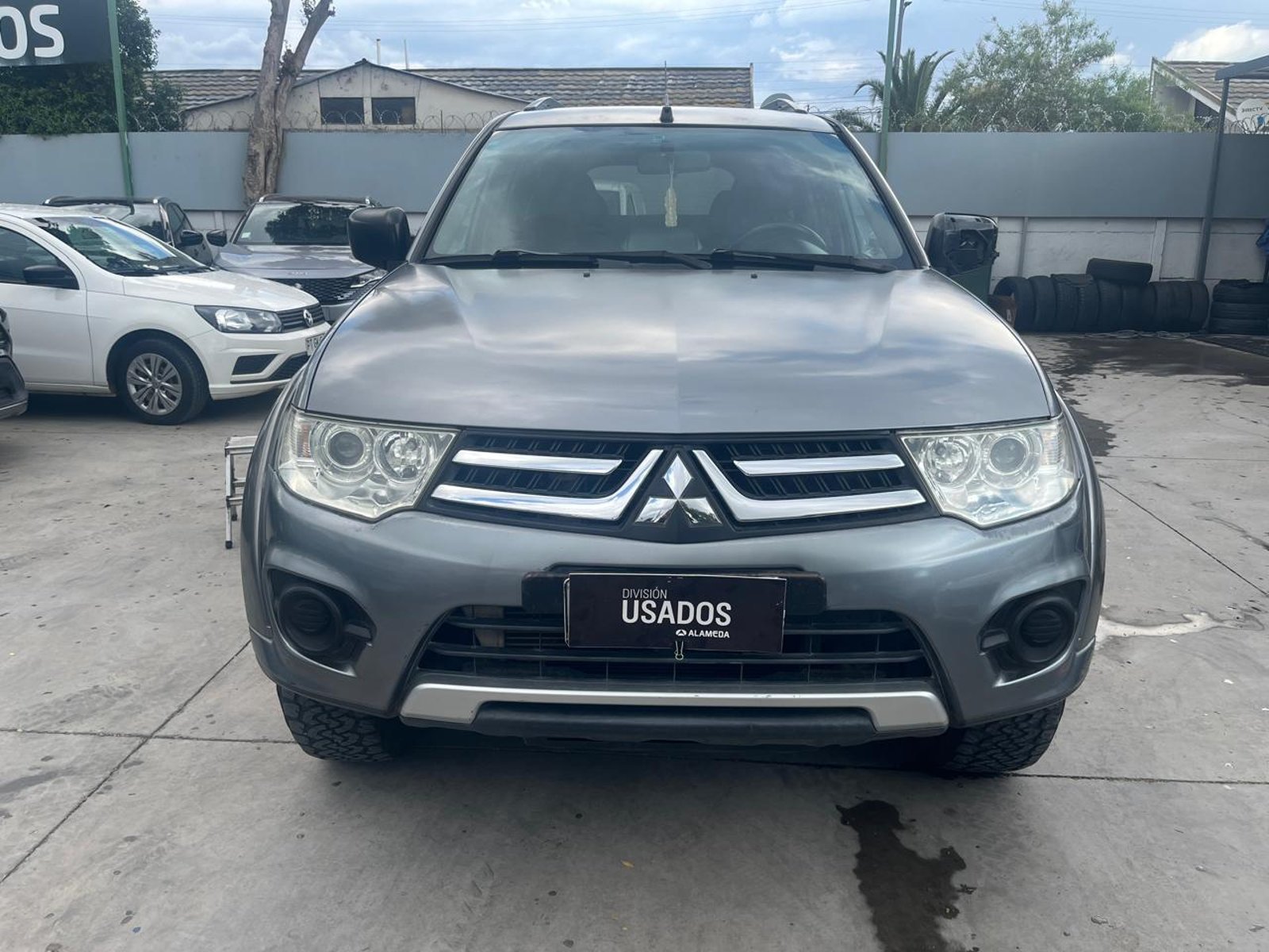 Mitsubishi MONTERO SPORT 2.5 2016 - Foto 2 de 7