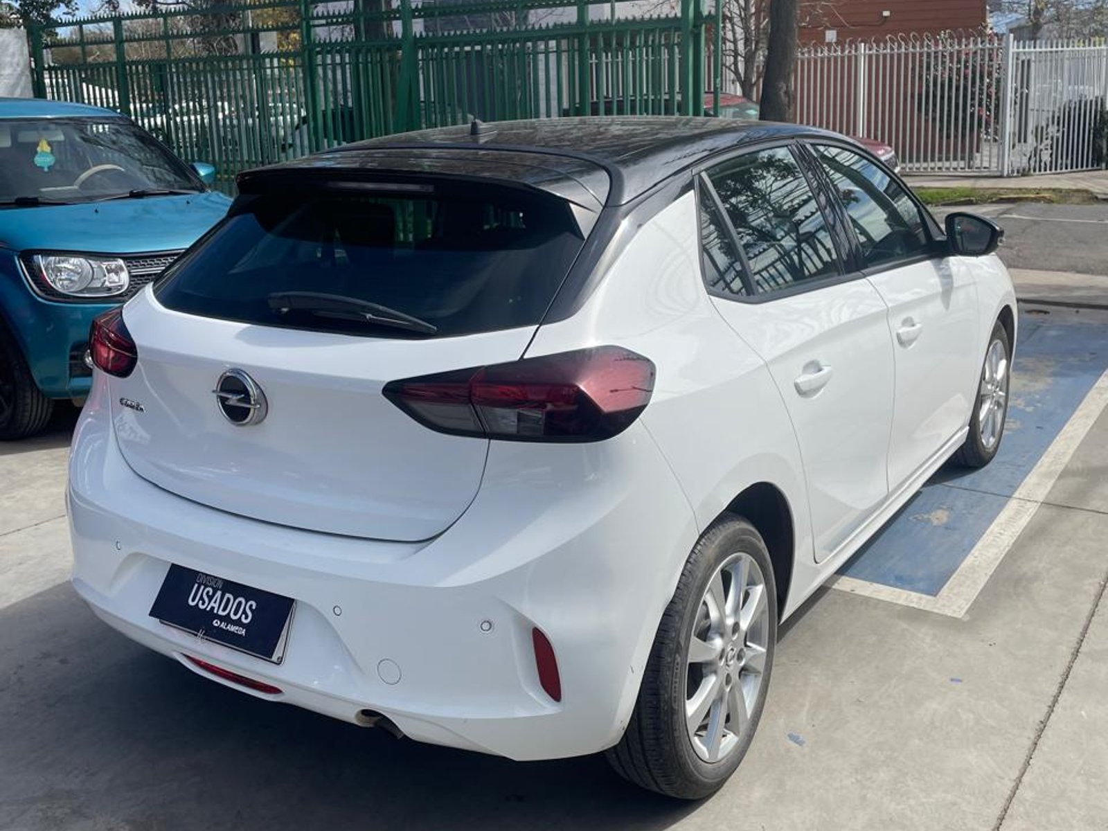 Opel CORSA 4X2 1.2 2024 - Foto 3 de 10