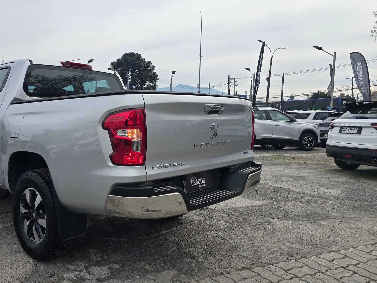 Peugeot LANDTREK 2.2 2025 - Foto 3 de 11
