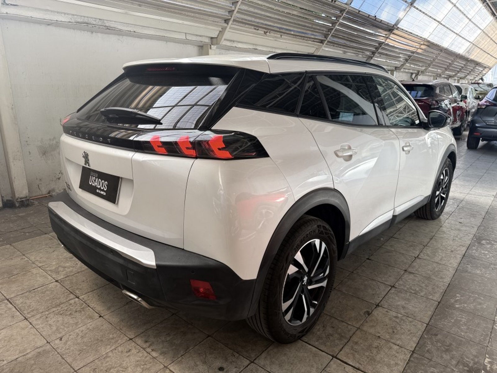 Peugeot 2008 PURETECH 130 4X2 1.2 2023 - Imagen 6 de 9