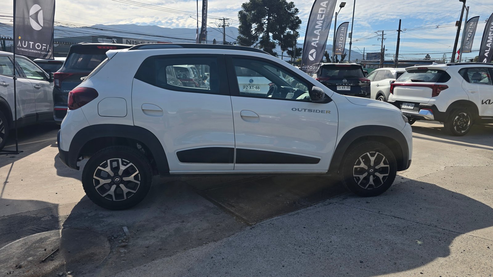 Renault KWID HB MT 1.0 2024 - Imagen 3 de 9