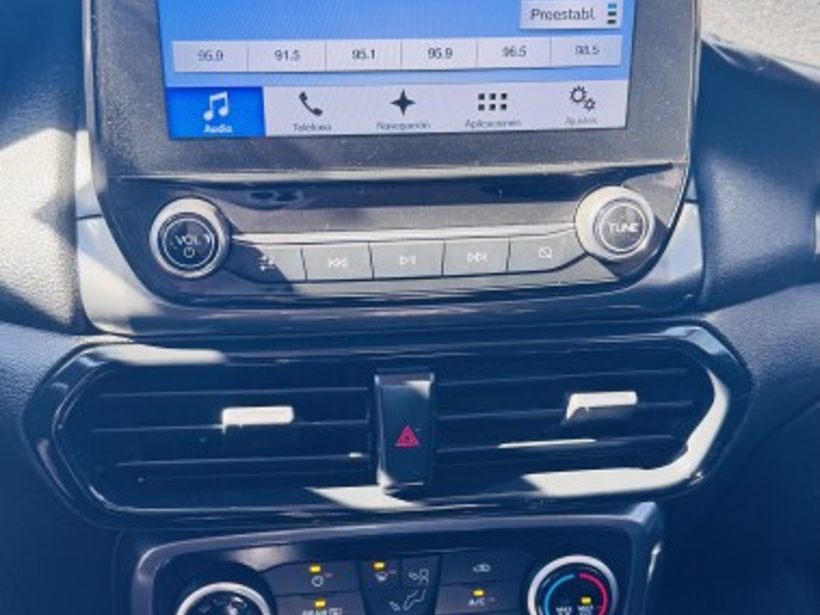 Ford ECOSPORT FREESTYLE 1.5 2018 - Foto 5 de 5