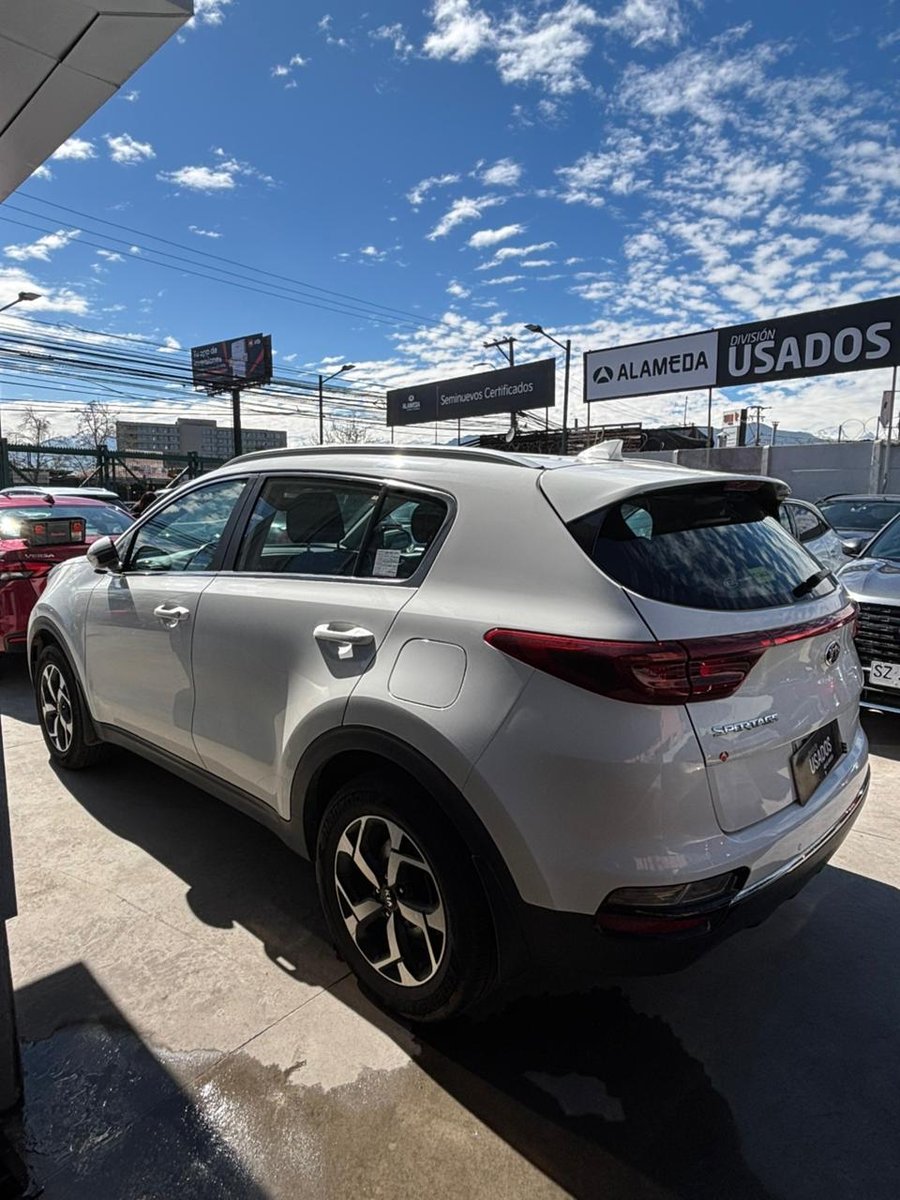 Kia SPORTAGE LX 2.0 2020 - Imagen 4 de 5
