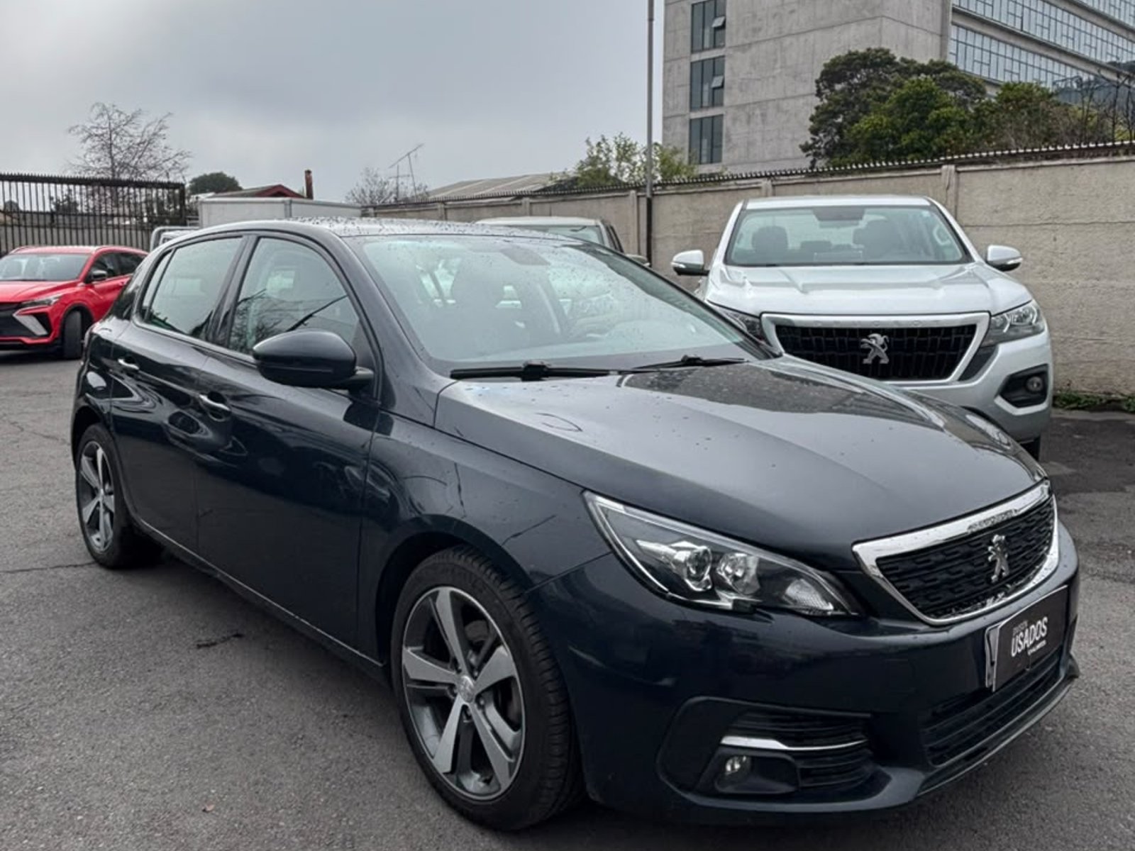 Peugeot 308 ALLURE BLUEHDI 1.5 2019 - Foto 2 de 6