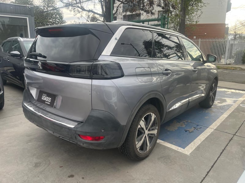 Peugeot 5008 THP 165 1.6 AUT 2024 - Imagen 8 de 9