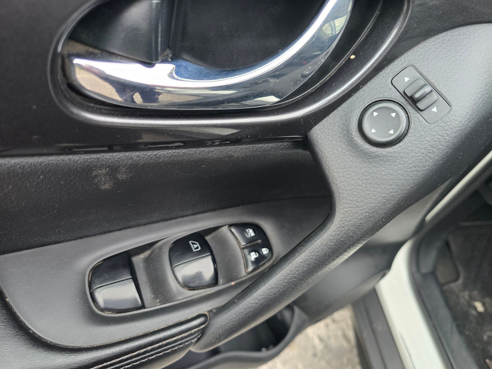 Nissan X TRAIL SENSE 2.5 2021 - Imagen 8 de 18