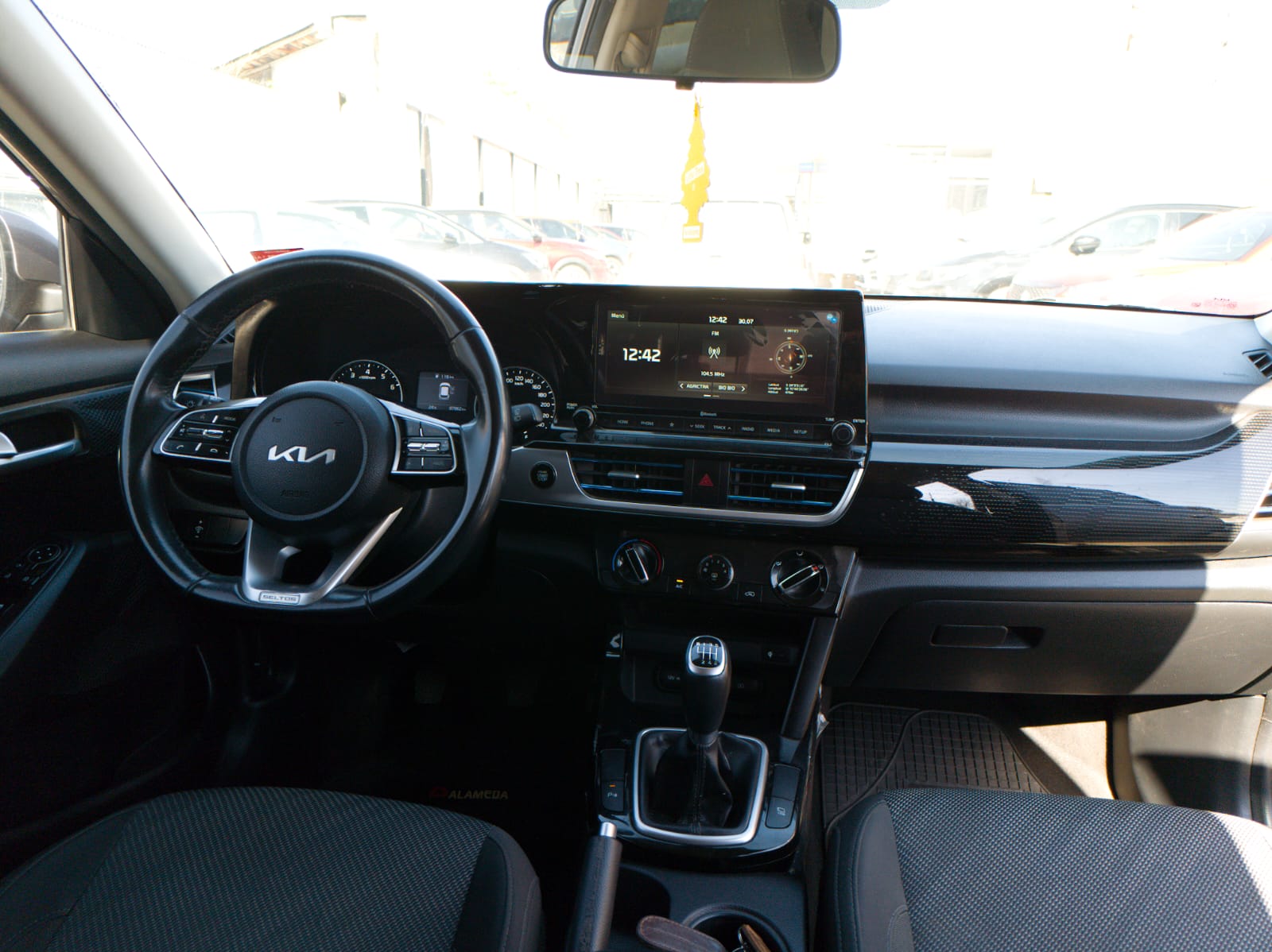 Kia SELTOS EX 1.6 2022 - Imagen 8 de 10