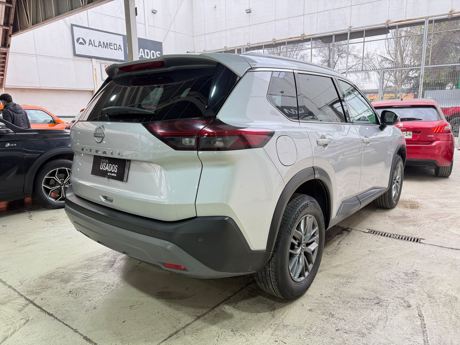 Nissan X TRAIL 4X2 7P CVT 2.5 2023 - Imagen 6 de 9