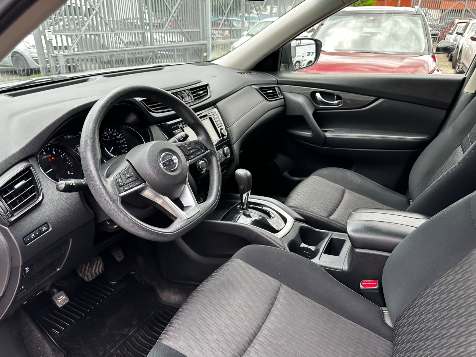 Nissan X TRAIL T32 CVT 2.5 AUT 2022 - Foto 5 de 8