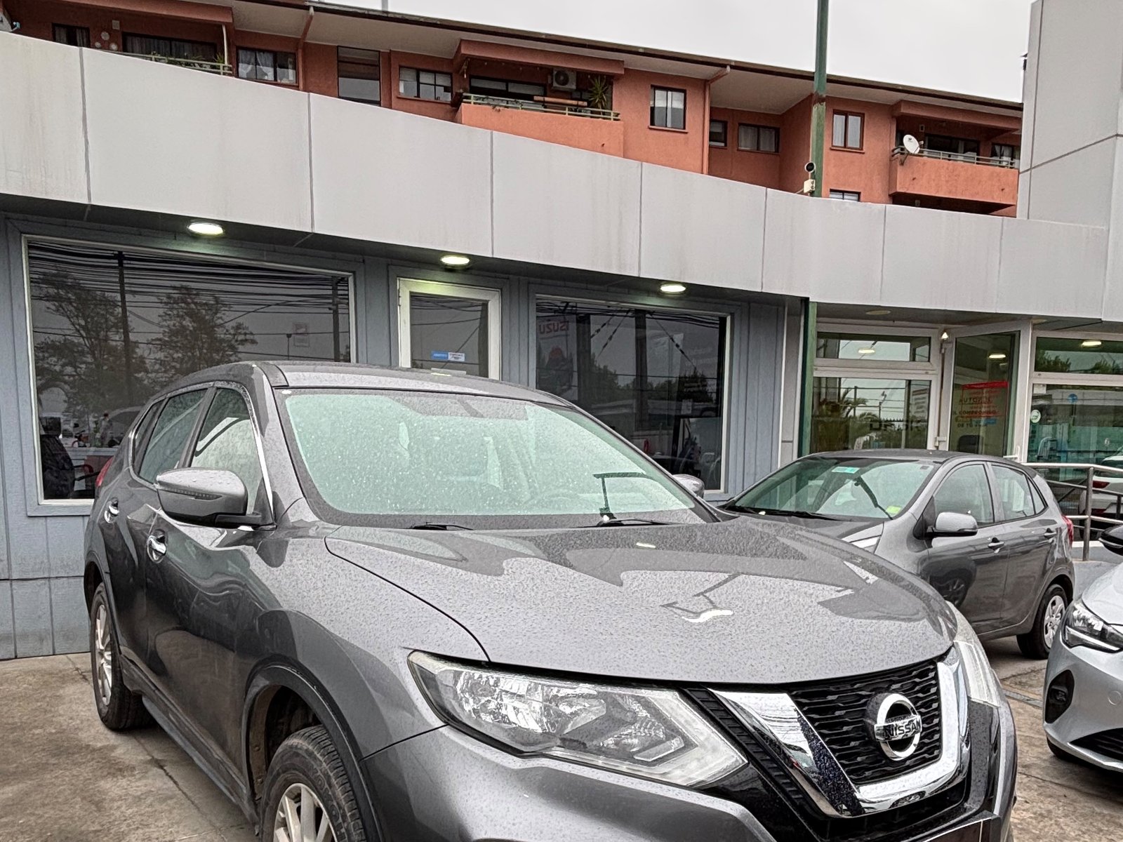 Nissan X TRAIL T32 CVT 2.5 AUT 2021 - Foto 2 de 6