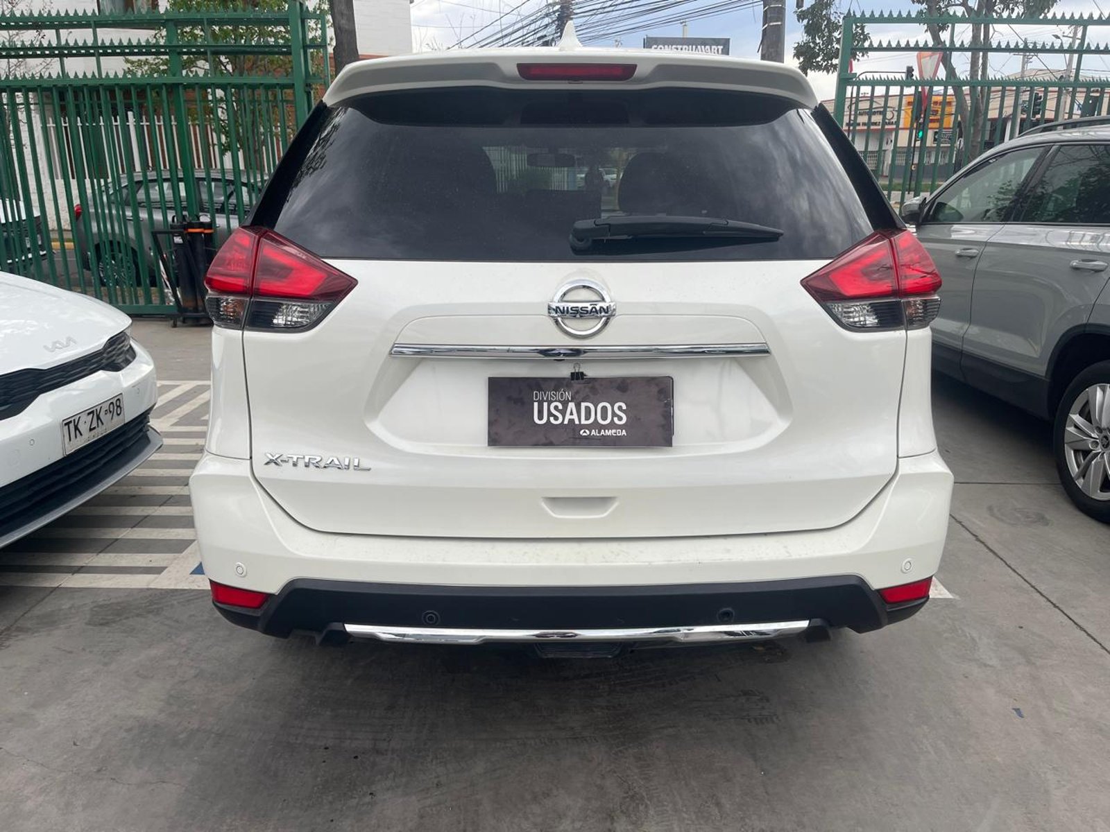 Nissan X TRAIL CVT 2.5 AT 2022 - Foto 4 de 6