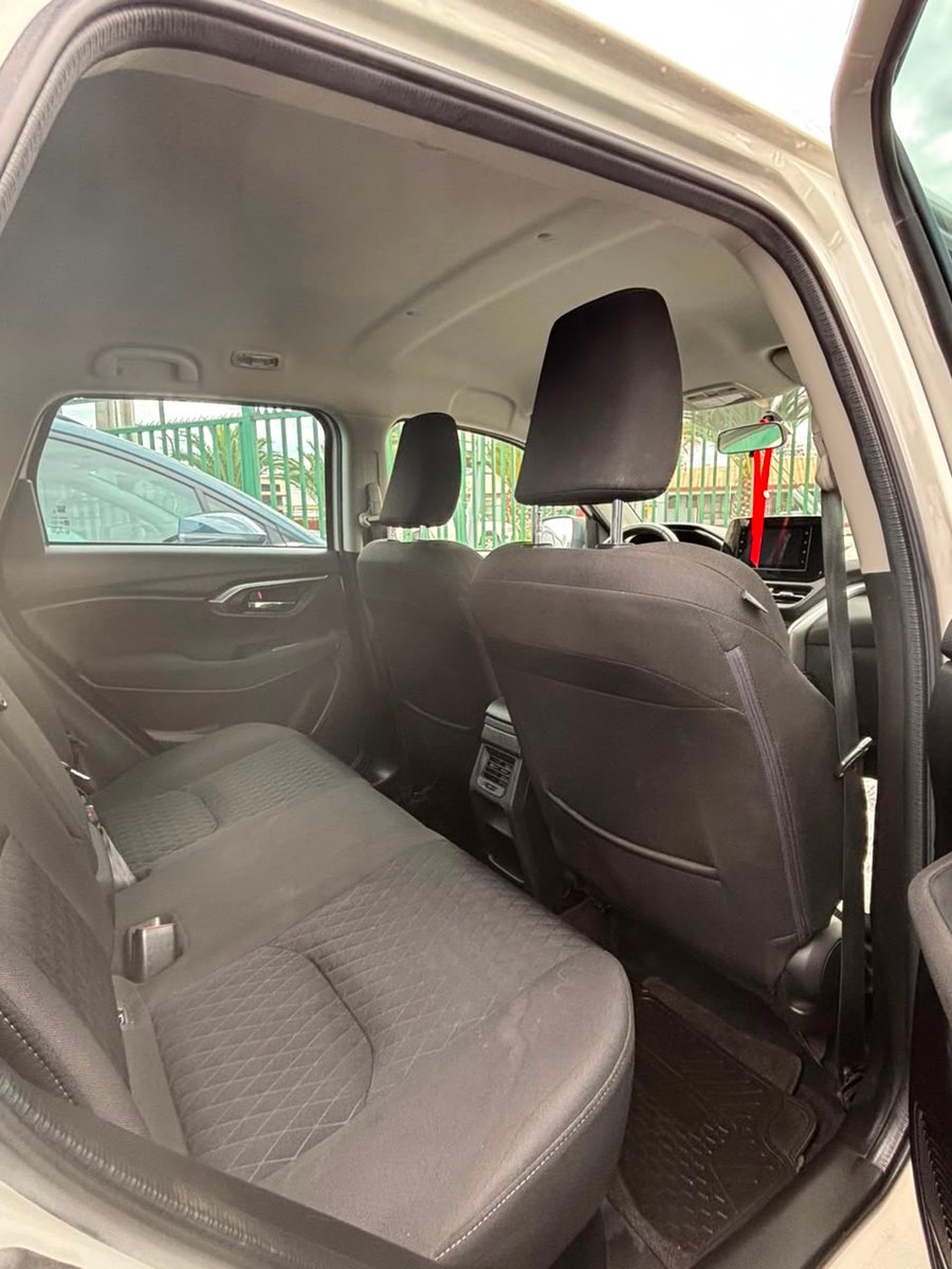 Suzuki NEW GRAND VITARA GL 1.5 2023 - Imagen 5 de 6