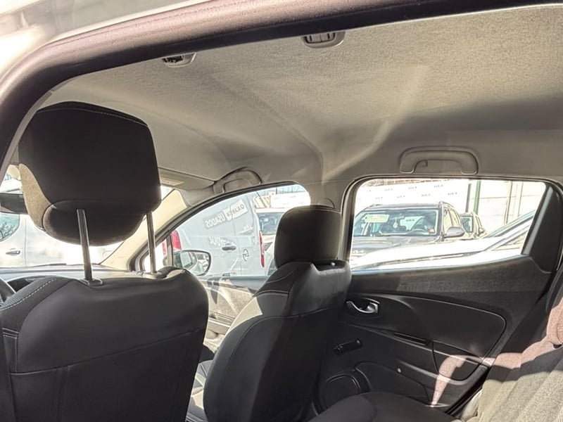 Renault CLIO IV HB 1.2 2020 - Imagen 3 de 6