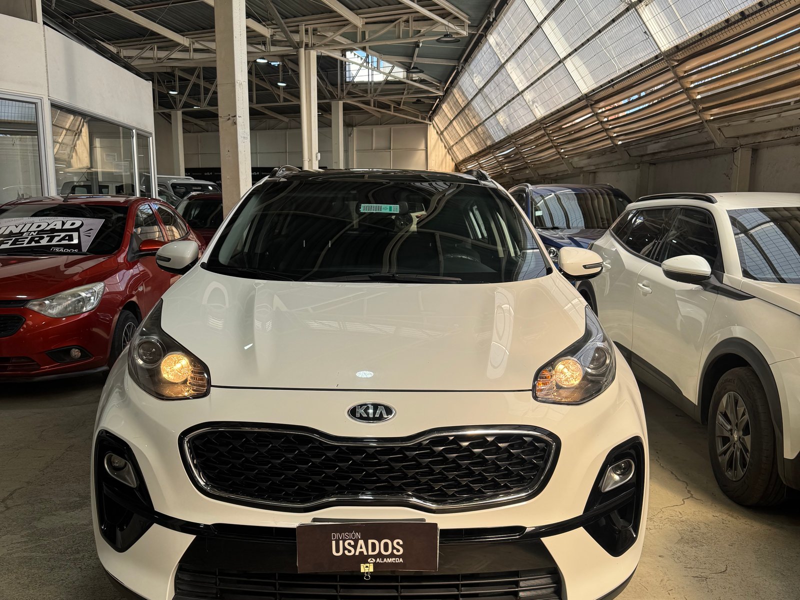 Kia SPORTAGE LX 2.0 2019 - Foto 2 de 10