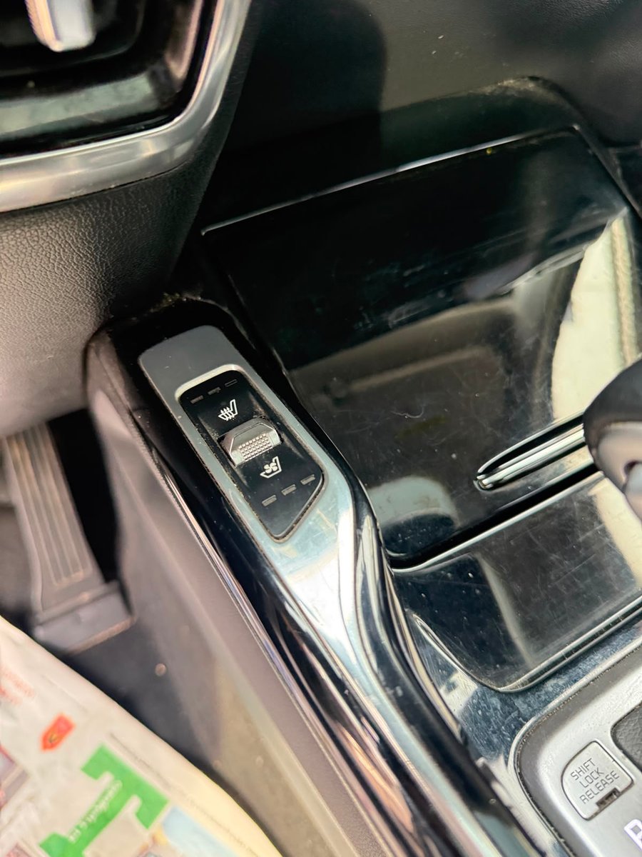 Kia SORENTO 4X4 2.5 AT 2024 - Imagen 14 de 16