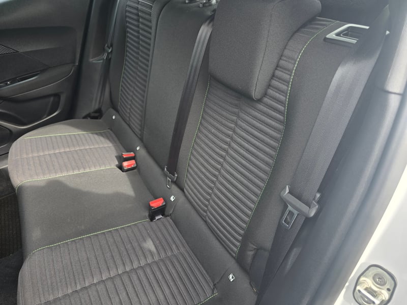 Peugeot 2008 ACTIVE 130 1.2 2024 - Imagen 5 de 18