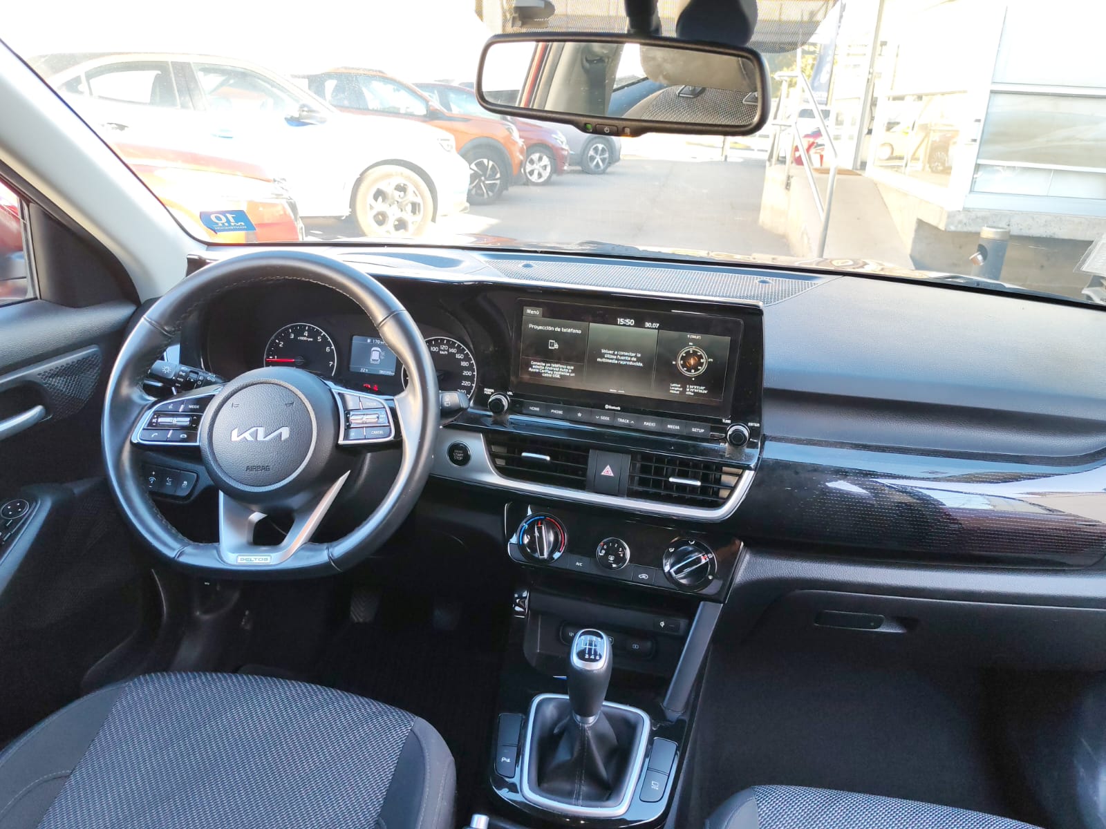 Kia SELTOS MPI 6MT 1.6 2023 - Imagen 8 de 10