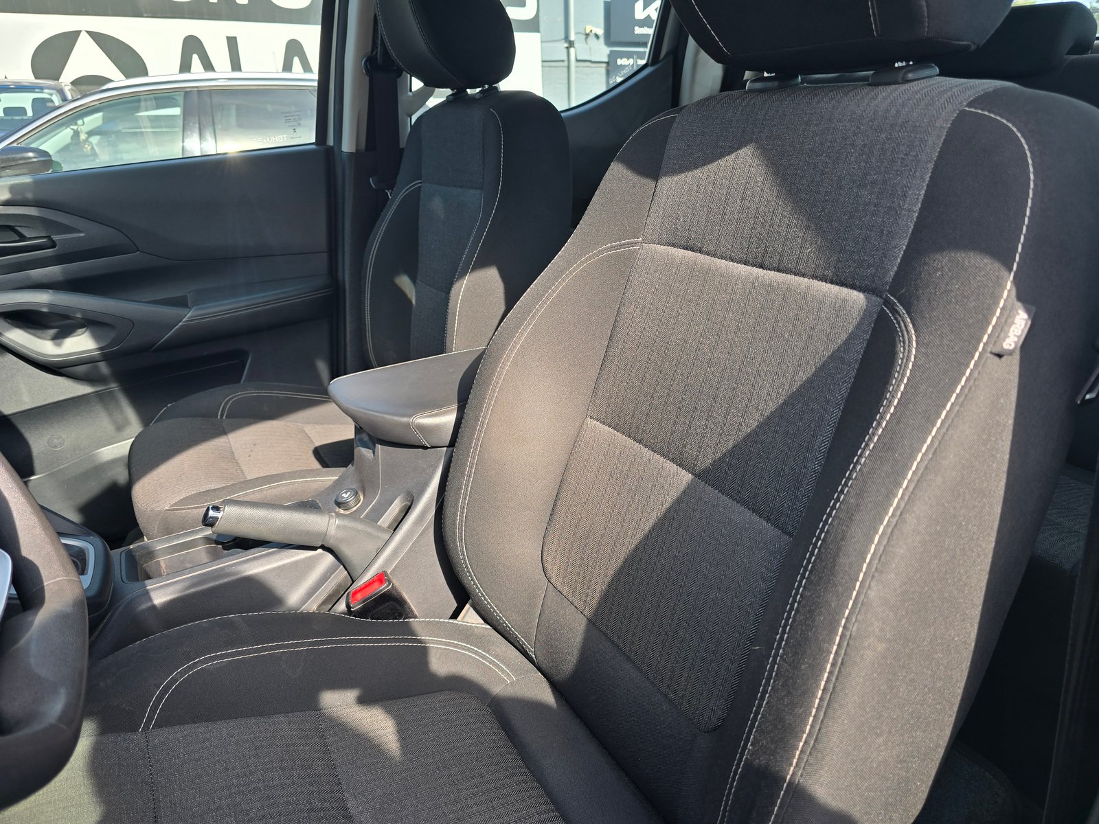 Peugeot LANDTREK BLUEHDI 4X4 2.2 AUT 2024 - Foto 4 de 18