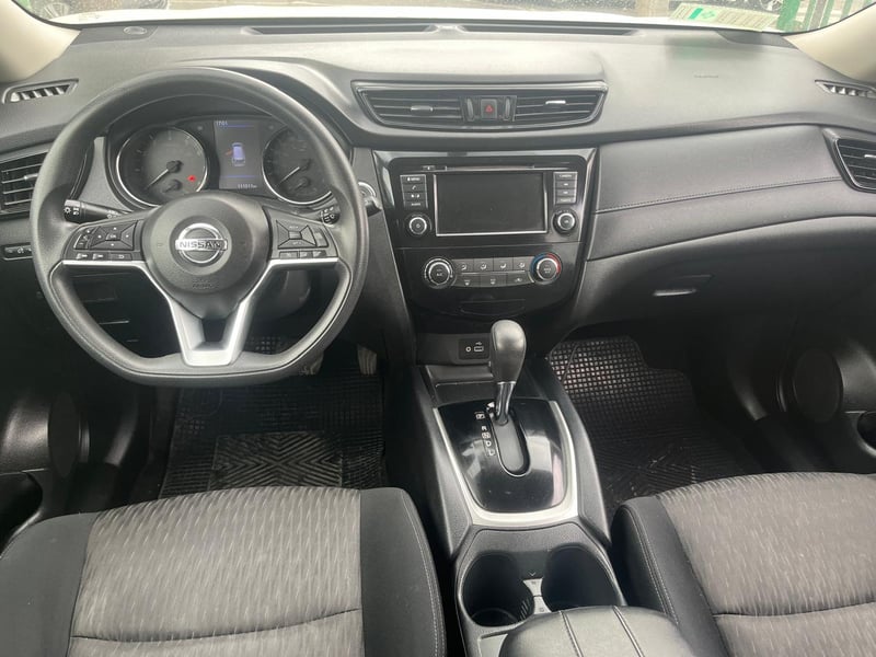Nissan X TRAIL CVT 2.5 AT 2022 - Imagen 5 de 6