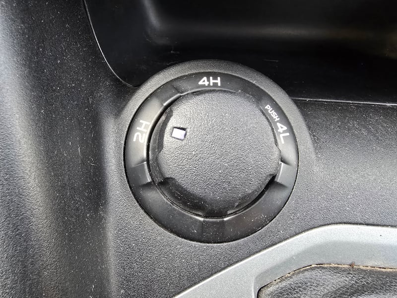 Peugeot LANDTREK BLUEHDI 4X4 2.2 AUT 2024 - Imagen 8 de 18